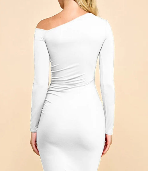 HEART & HIPS ASYMMETRY OFF SHOULDER RUCHED MIDI DRESS JD53577L