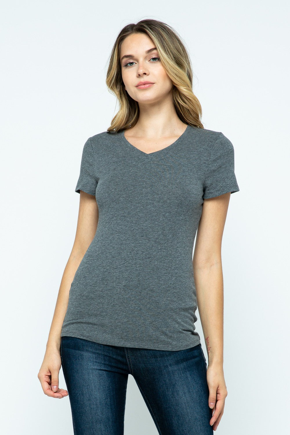 CIELO WOMEN SHORTSLEEVE VNECK KNIT TSHIRT T1004