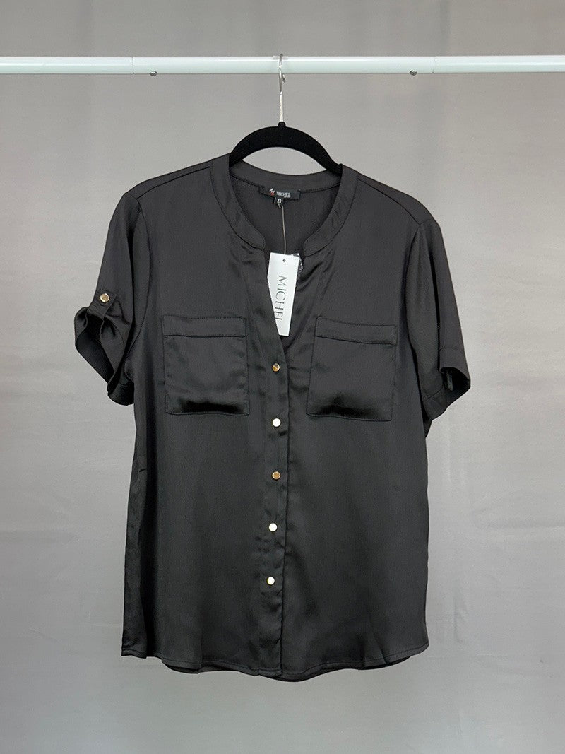 MICHEL SOLID V NECK SATN LIKE BUTTON PATCH POCKETS SHORT SLEEVE BLOUSE 43525