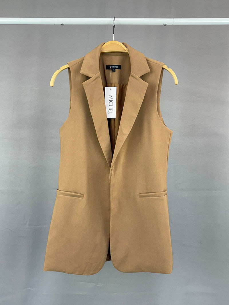 MICHEL SOLID SLEEVELESS VEST 7961