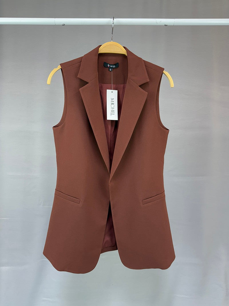 MICHEL SOLID SLEEVELESS VEST 7961