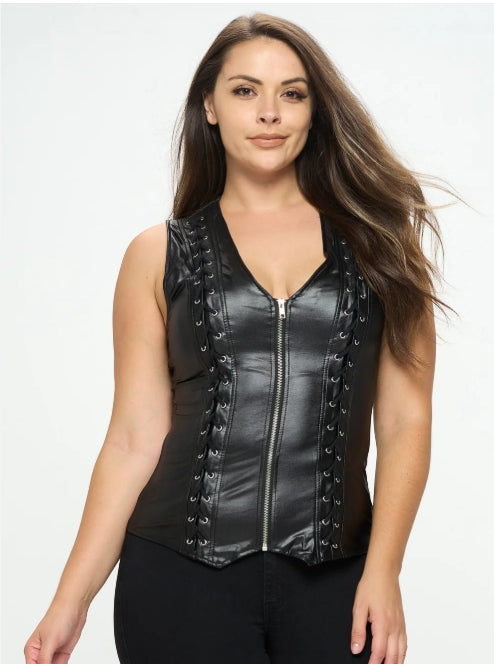 OHYES LACEUP DETIAL ZIPUP SLEEVELESS TOP PLUS SIZE