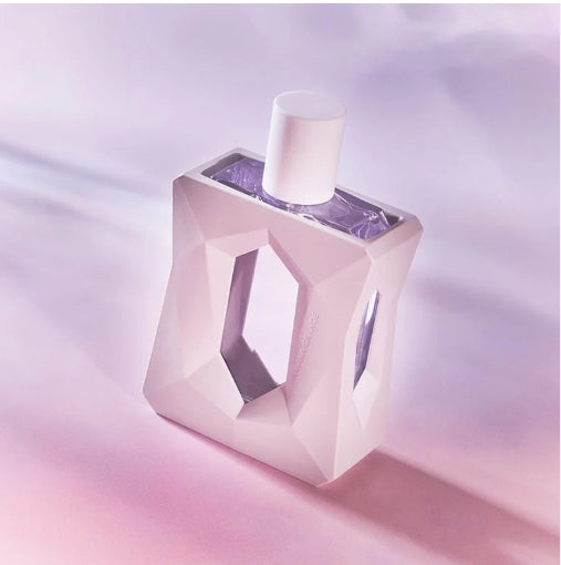 ARIANA GRANDE GOD IS A WOMAN EDP FEMME